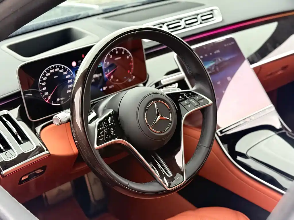 Mercedes-Benz S-Class — миниатюра 13