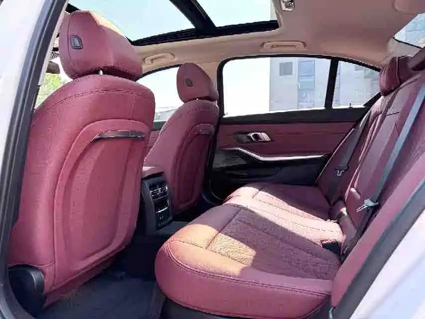 BMW i3 2025 eDrive 40 L