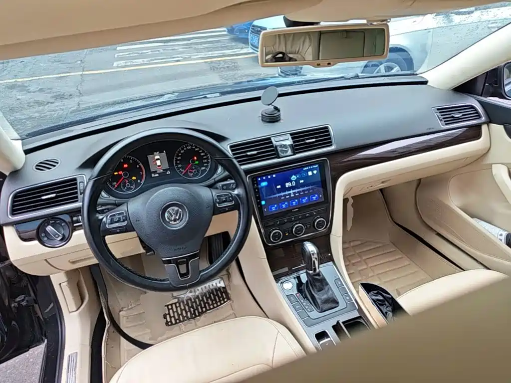 Volkswagen Passat — миниатюра 10