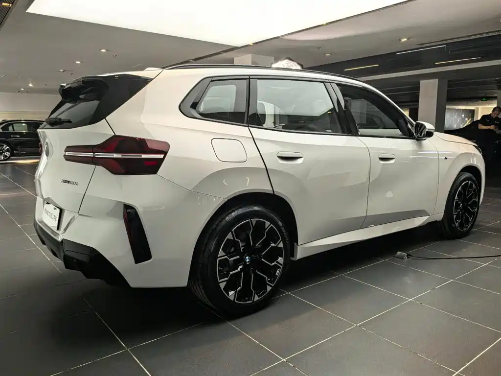 BMW X3 — миниатюра 4