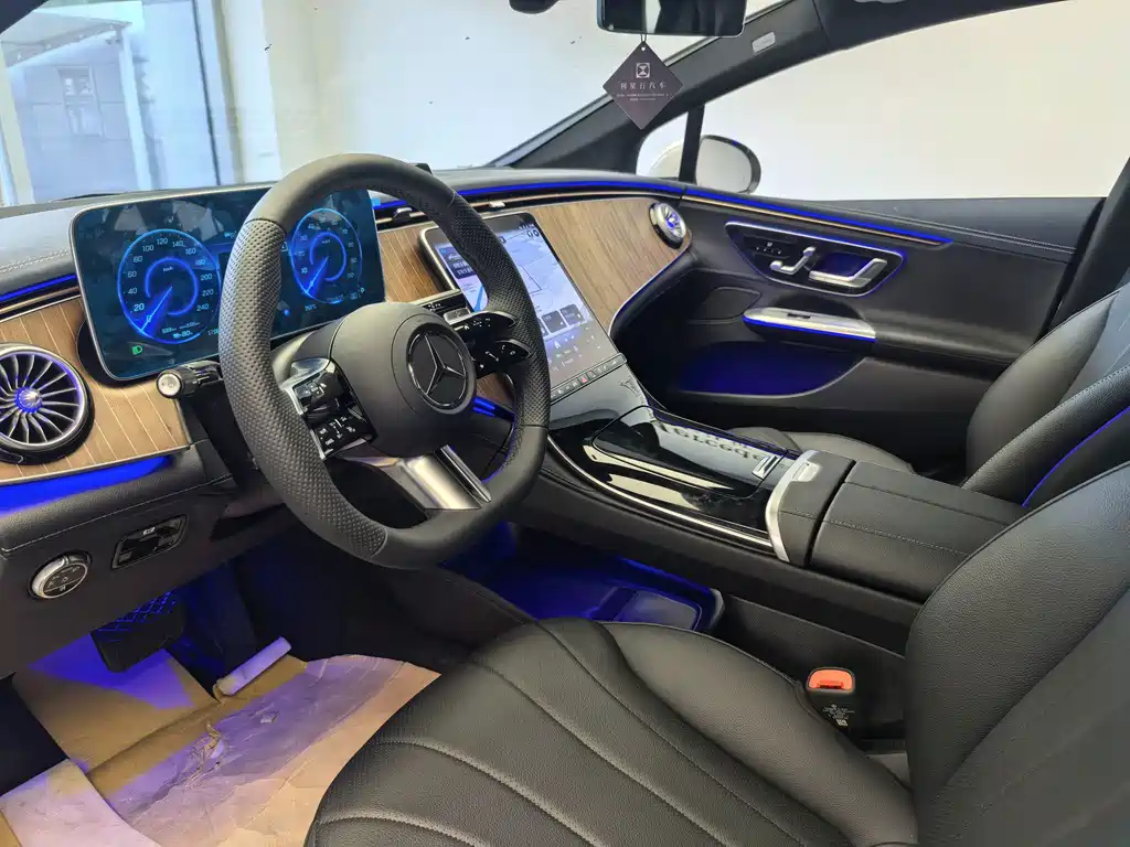 Mercedes-Benz EQE — миниатюра 16