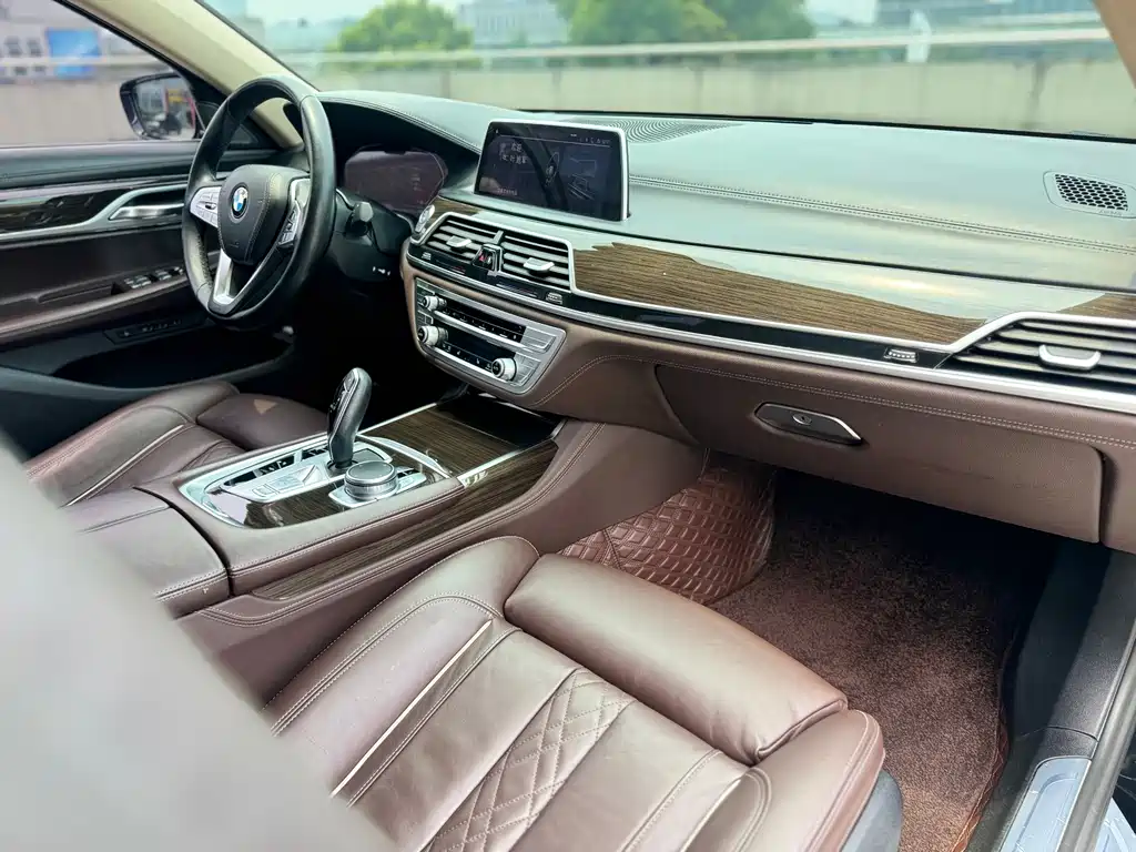 BMW 7 Series 7 2019 730Li Luxury