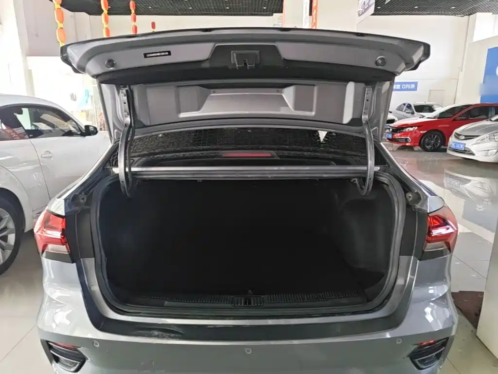 Roewe i5 — миниатюра 19