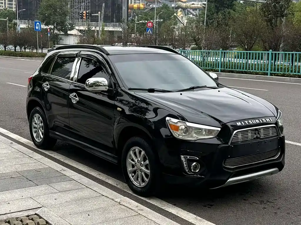 Mitsubishi ASX — миниатюра 3