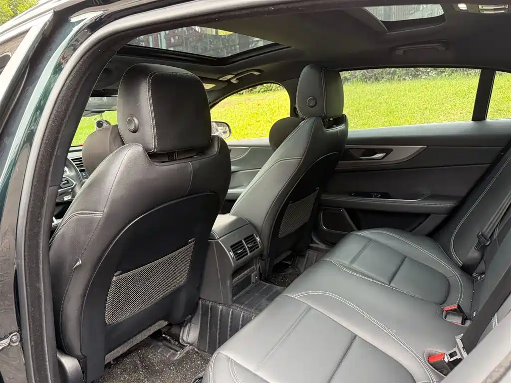 Jaguar XEL 2021 2.0T 250PS R-DYNAMIC S Sport