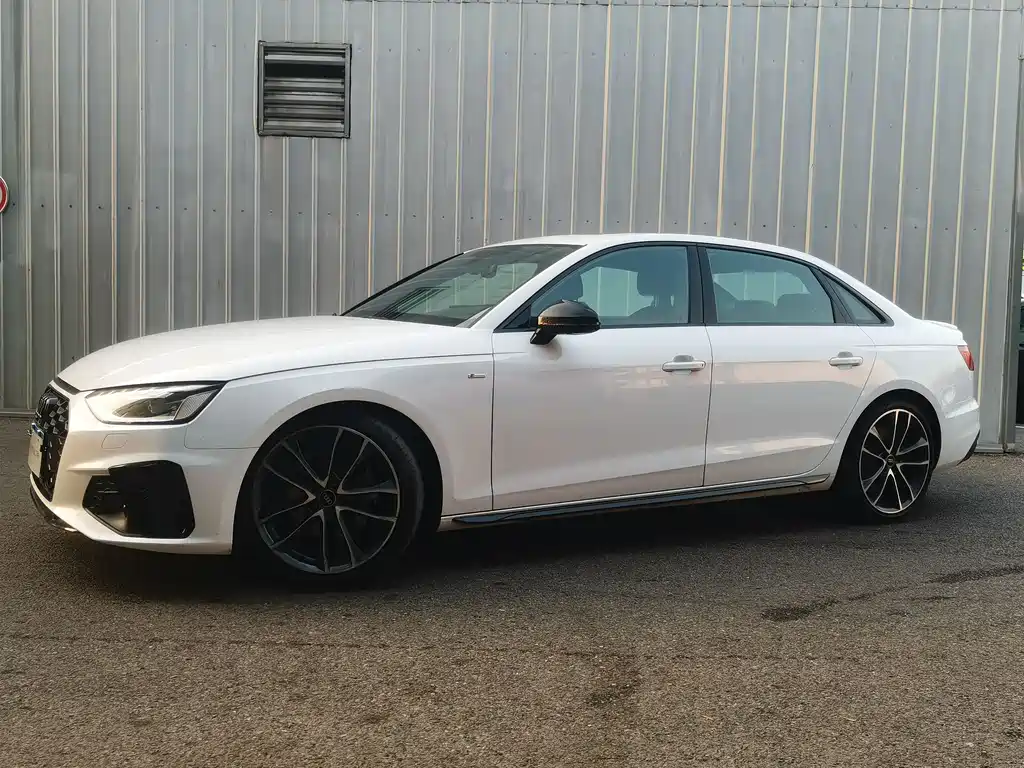 Audi A4L 2023