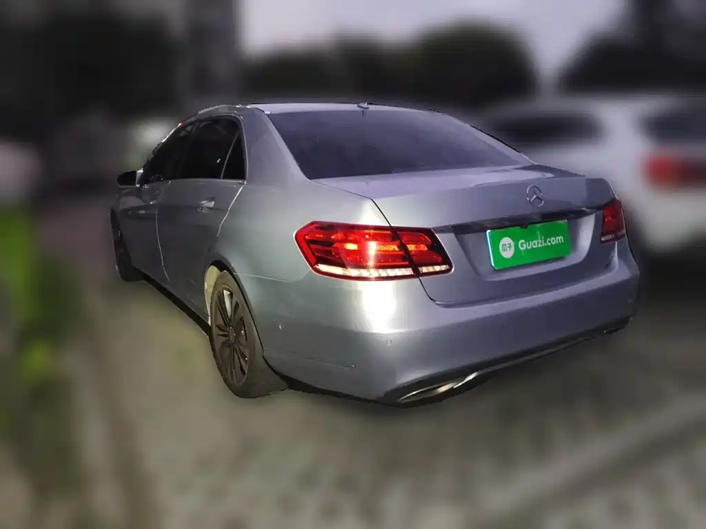 Mercedes-Benz E-Class — миниатюра 25