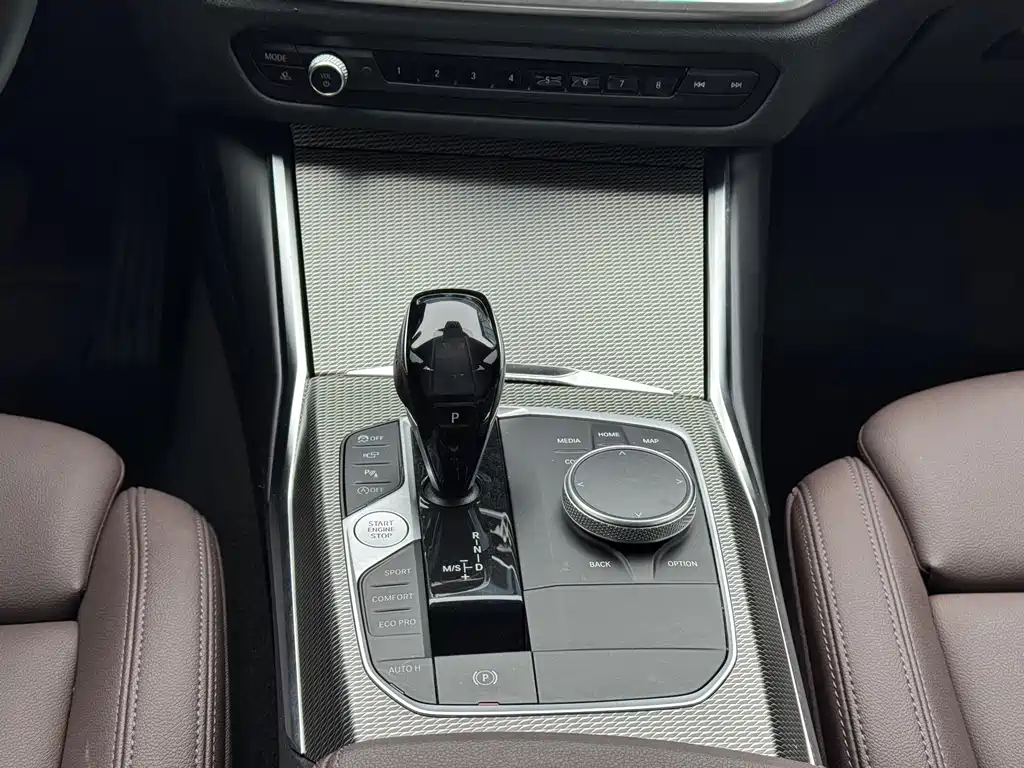 BMW 3 Series — миниатюра 14