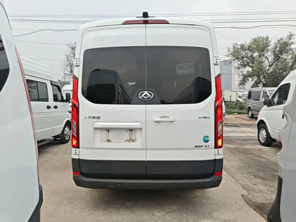 MAXUS V90 — миниатюра 6