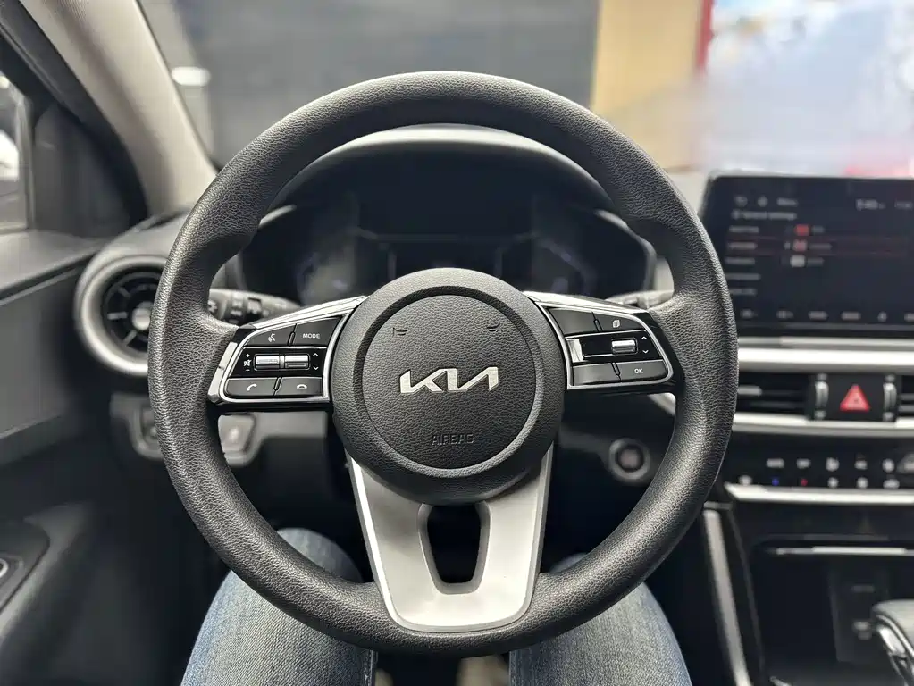 Kia K3 — миниатюра 12