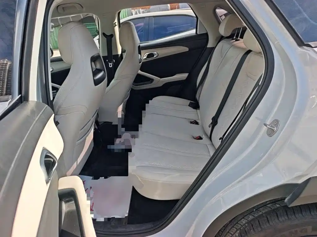 BYD Yuan UP — миниатюра 17