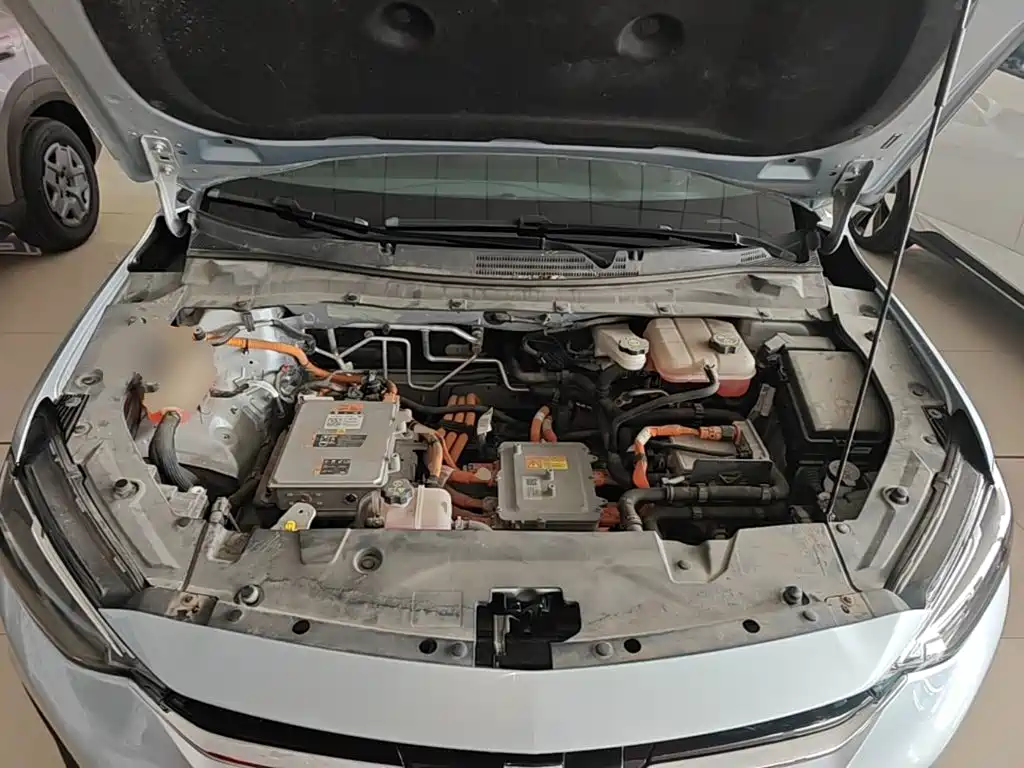 Chevrolet Menlo — миниатюра 20