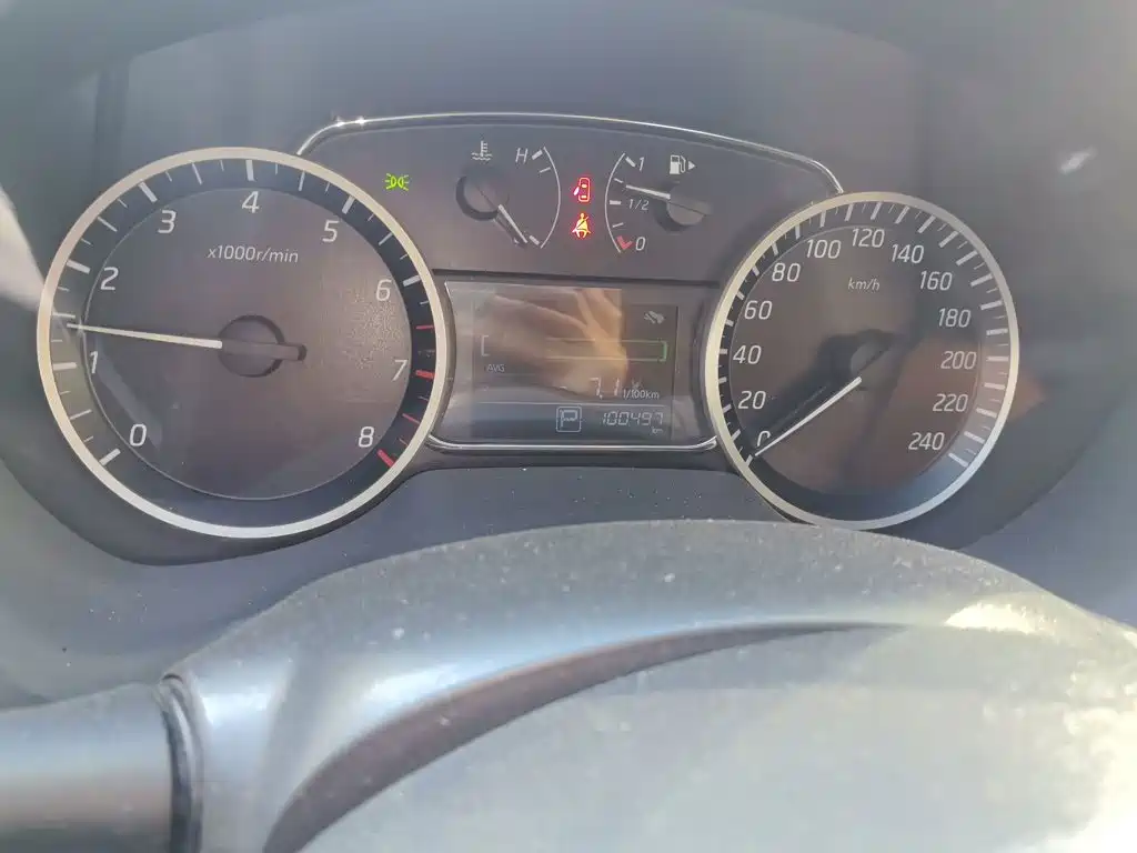 Nissan Sylphy — миниатюра 5