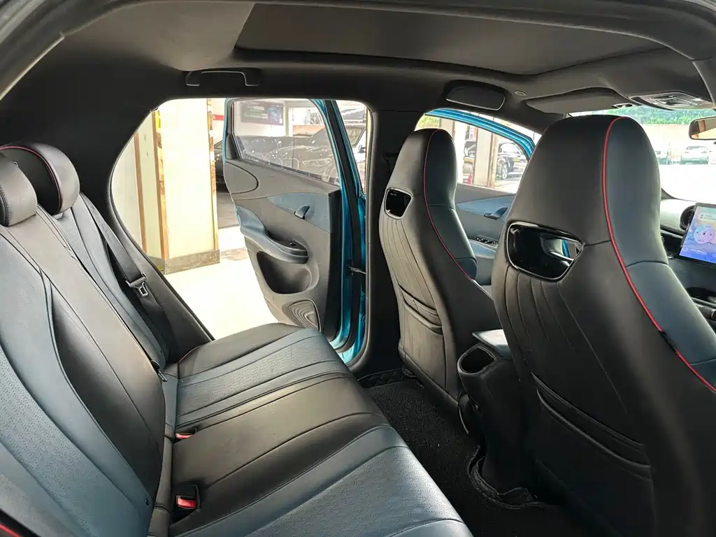 BYD Dolphin — миниатюра 13