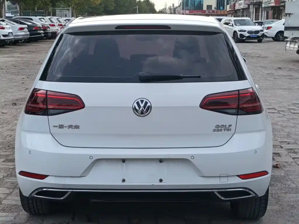 Volkswagen Golf — миниатюра 5