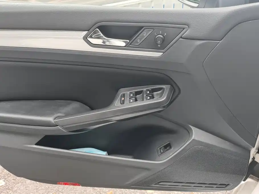 Volkswagen Lamando — миниатюра 7