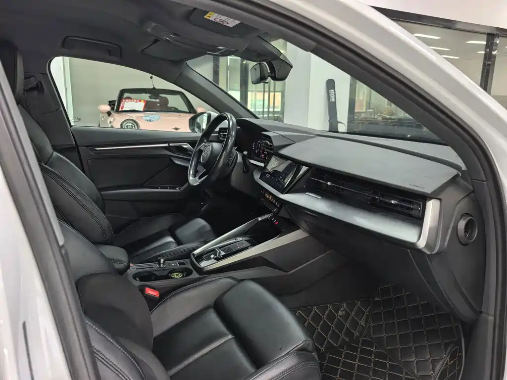 Audi A3 — миниатюра 10