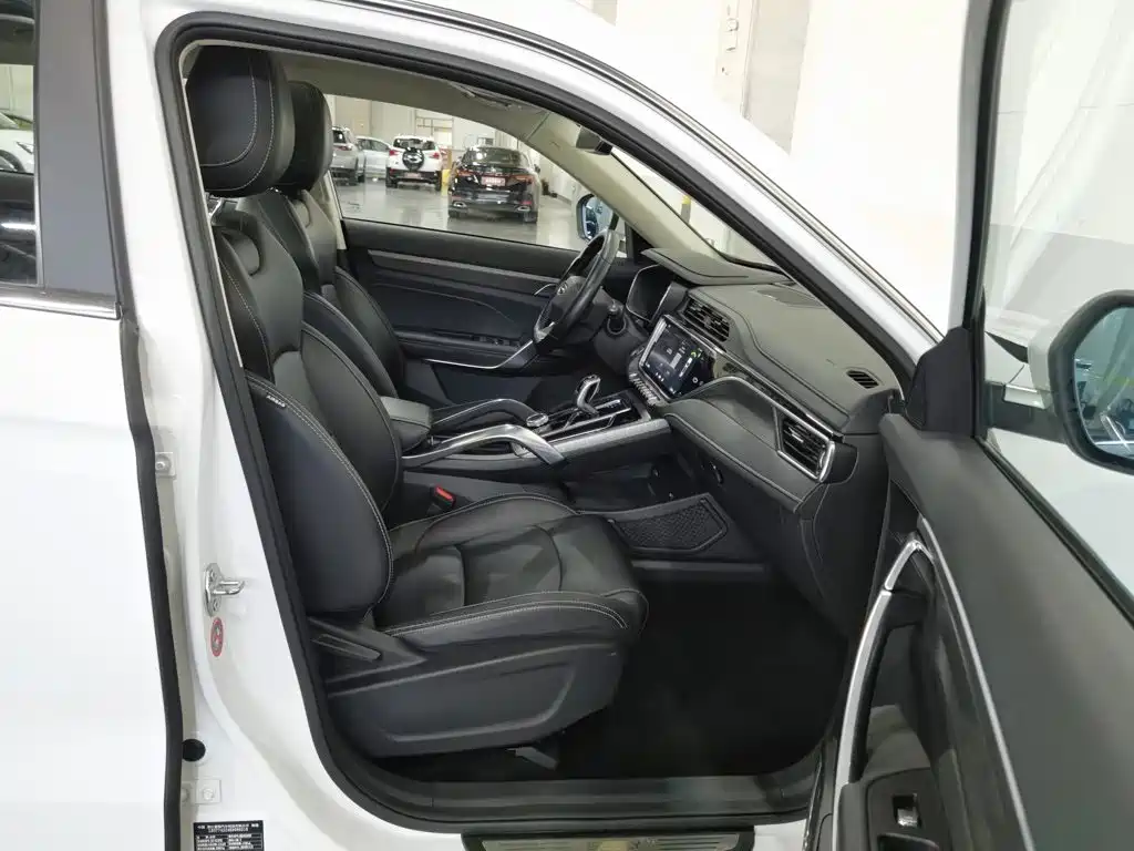 Geely Boyue — миниатюра 23