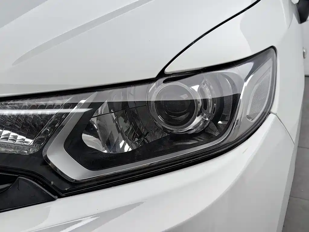 Honda Fit — миниатюра 7