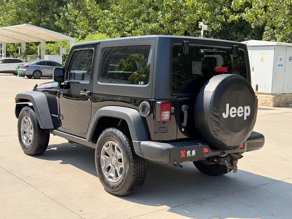 Jeep Wrangler — миниатюра 4