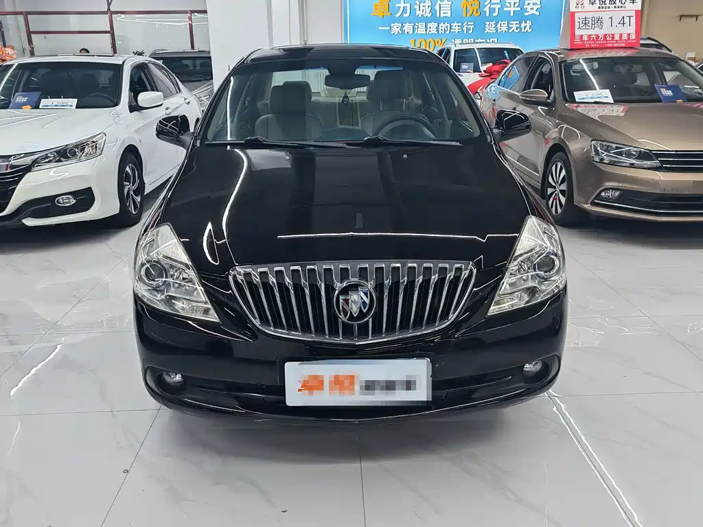 2013 Buick Excelle - zdjęcie 1 z 8