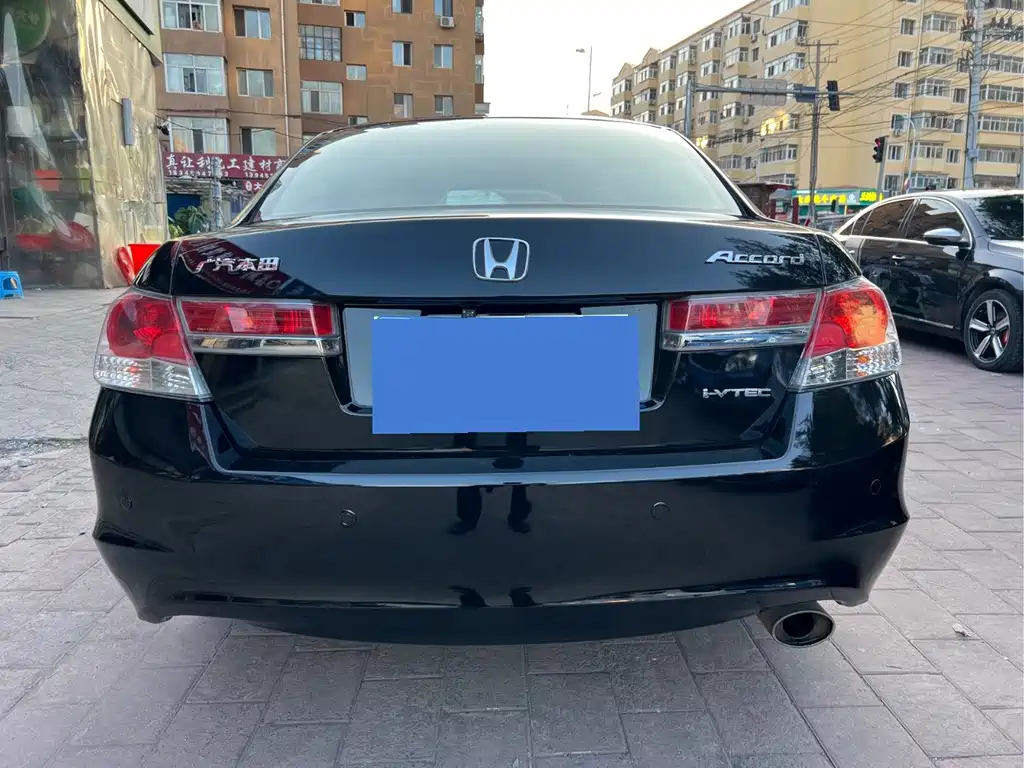 Honda Accord — миниатюра 6