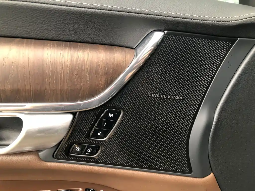 Volvo S90 — миниатюра 16