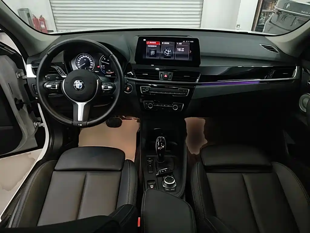 BMW X1 — миниатюра 10