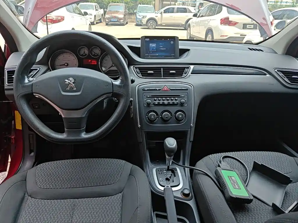 Peugeot 308 2014 1.6L AT