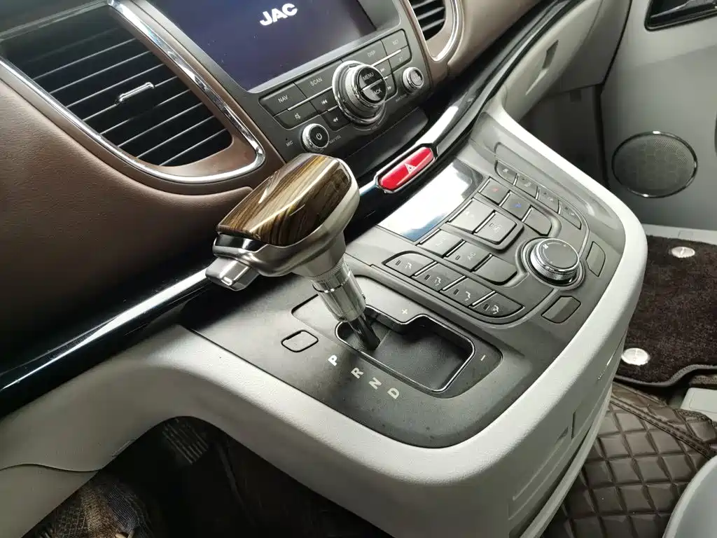 JAC Refine M5 — миниатюра 13