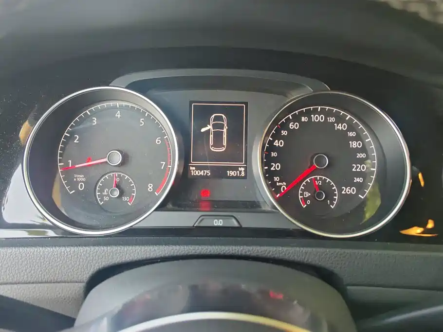 Volkswagen Golf — миниатюра 14