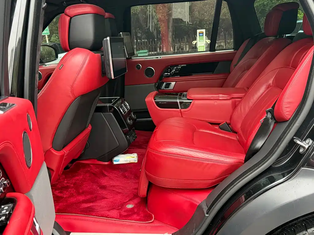 Land Rover Range Rover — миниатюра 6