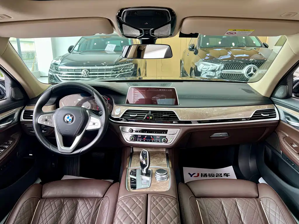 BMW 7 Series 7 2021 740Li Lead Luxury
