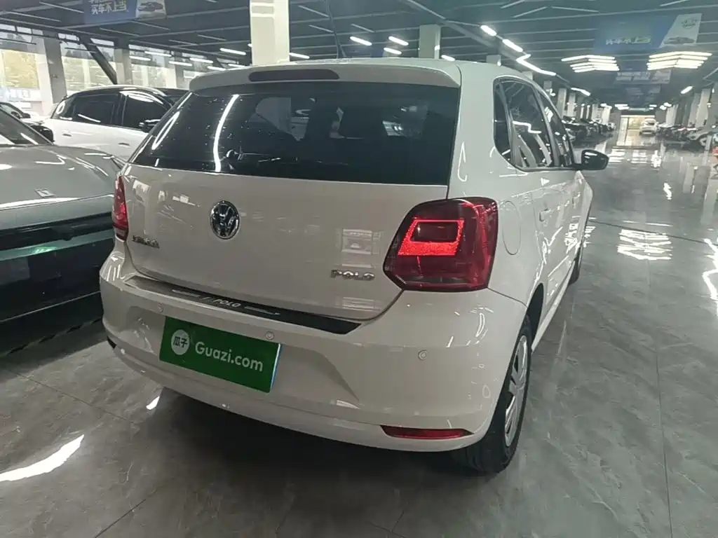 Volkswagen Polo — миниатюра 7
