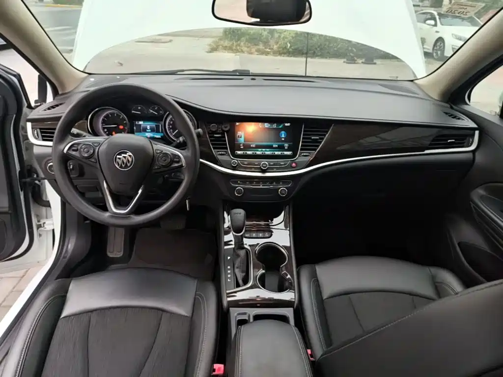 Buick Verano — миниатюра 10