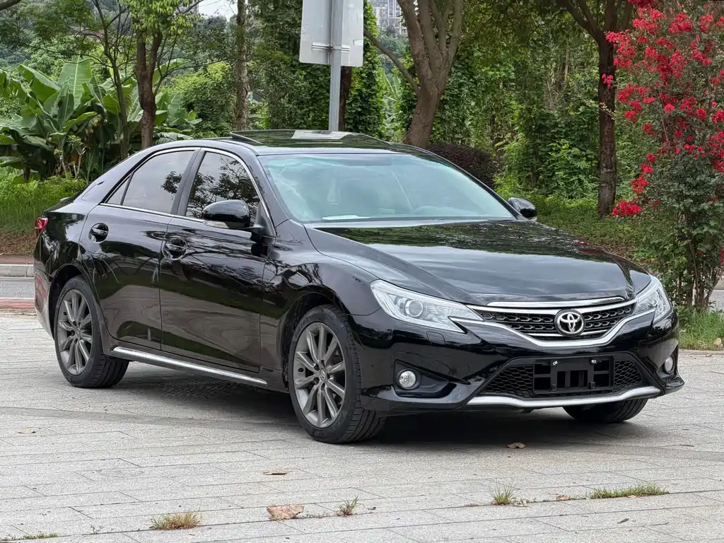 Toyota Reiz 2013 2.5V