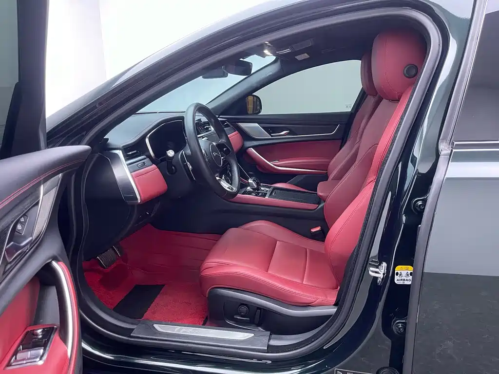 Jaguar XFL — миниатюра 11