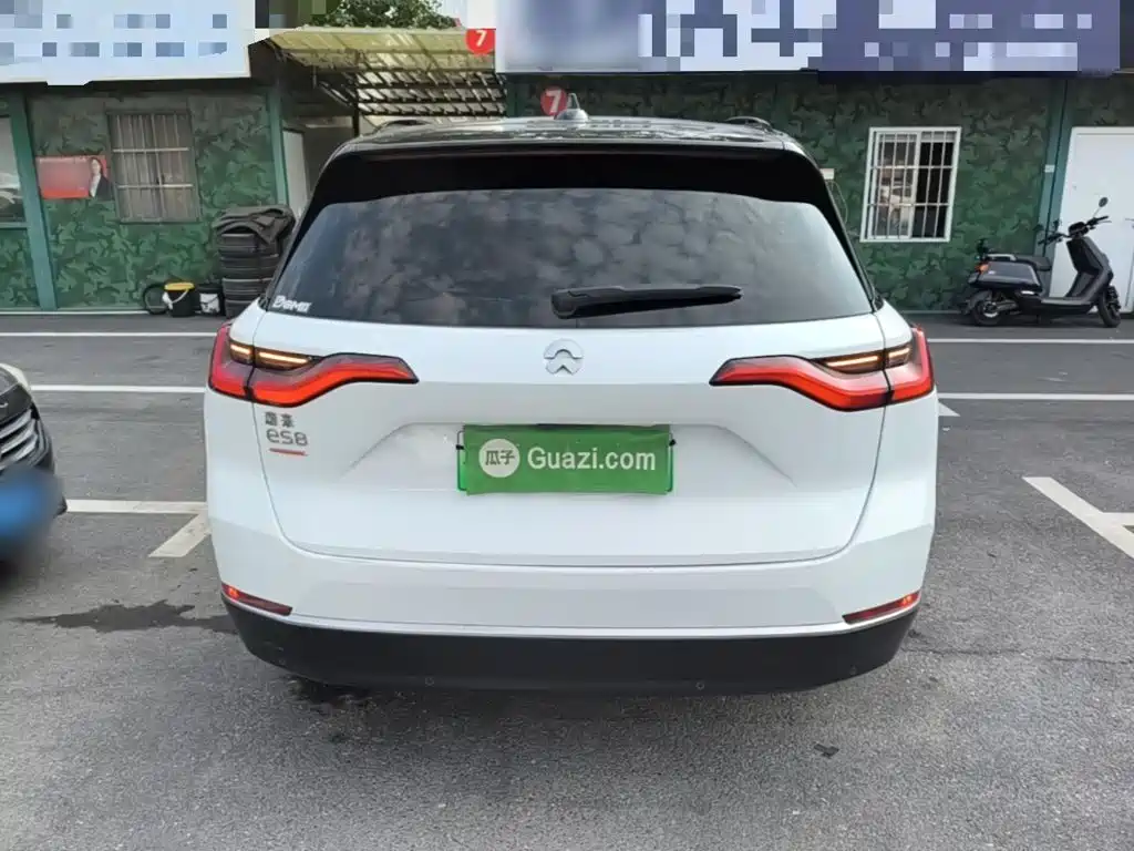 NIO ES8 — миниатюра 6