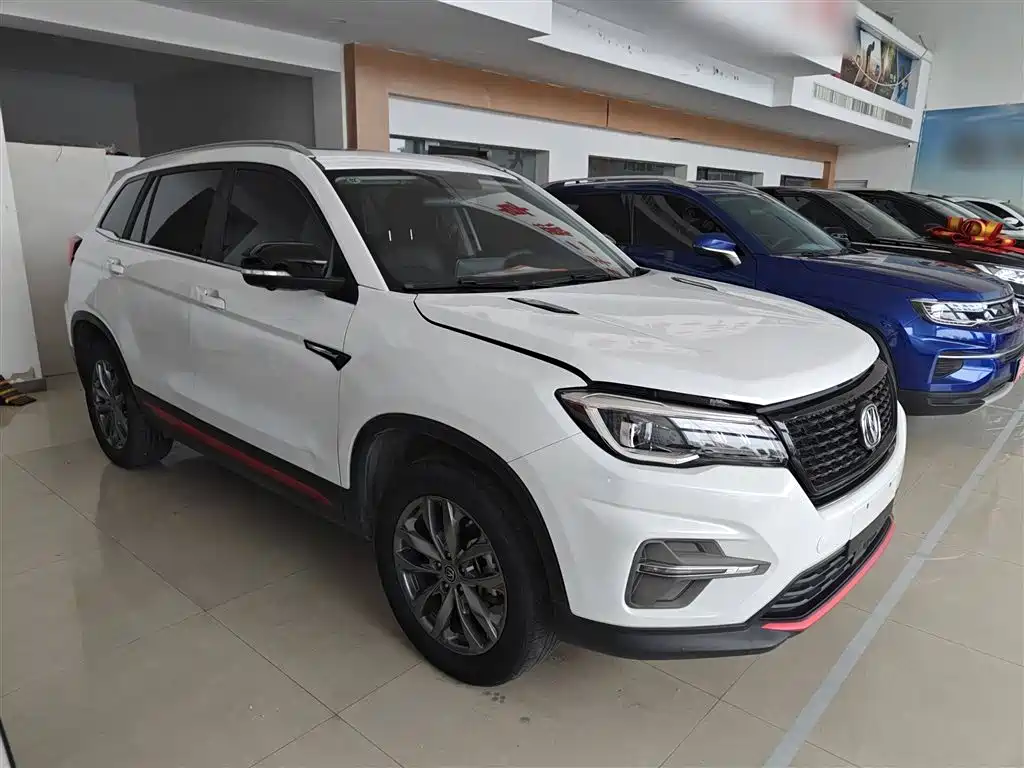 CHANGAN CS75