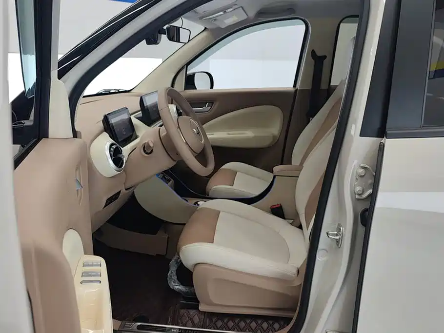 Wuling MINIEV — миниатюра 9