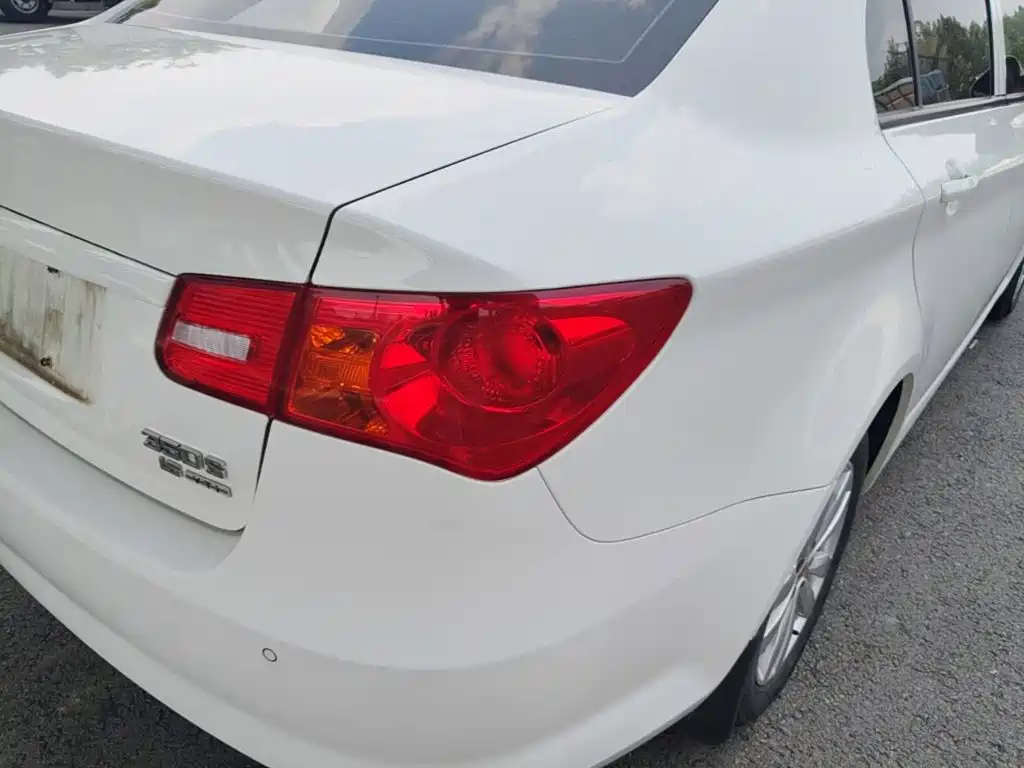 Roewe 350 — миниатюра 24