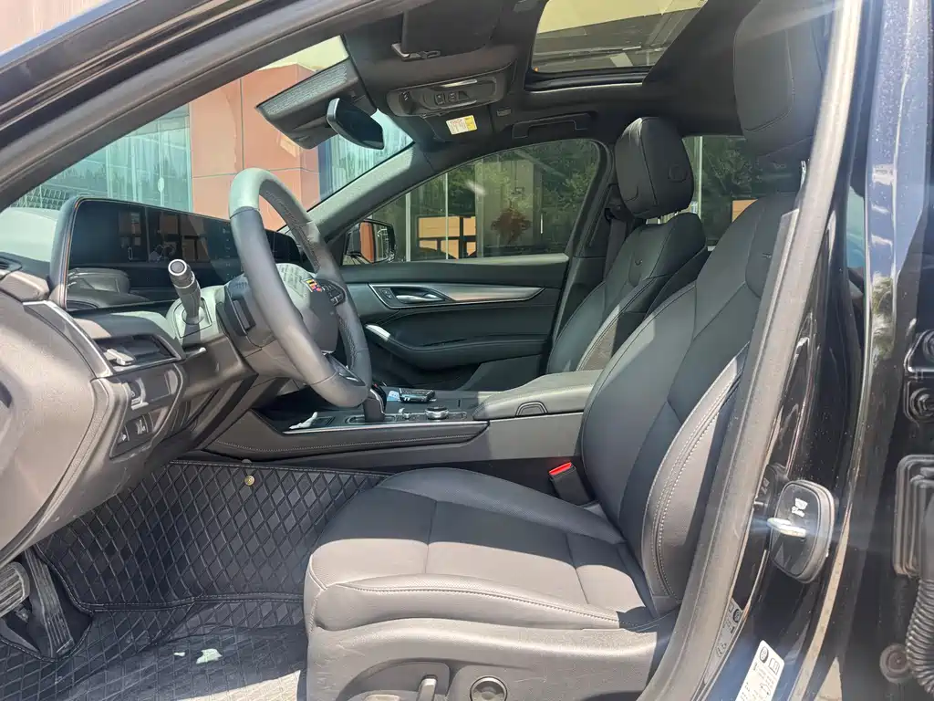 Cadillac CT5 2025 28T Sport