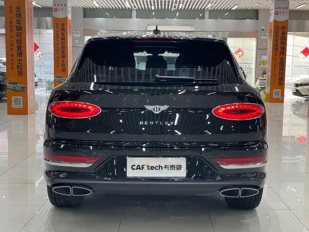 Bentley Bentayga — миниатюра 11