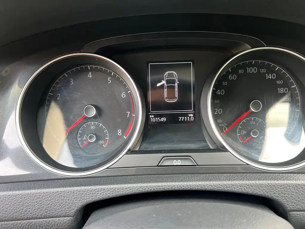 Volkswagen Golf — миниатюра 14
