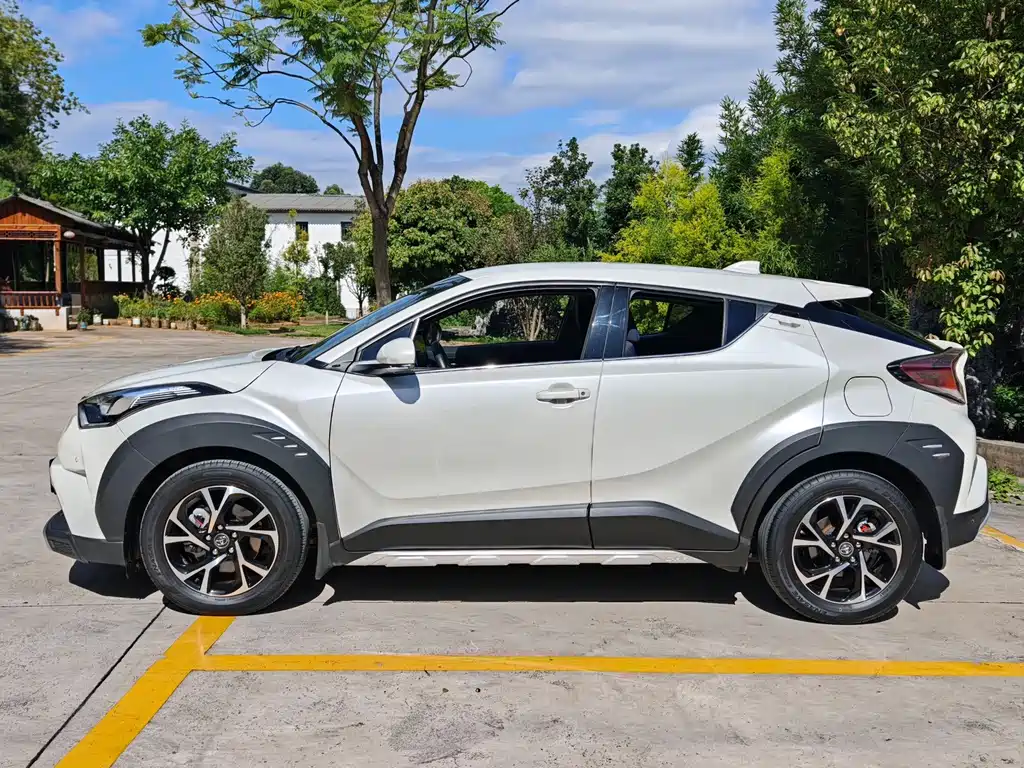 Toyota C-HR — миниатюра 10
