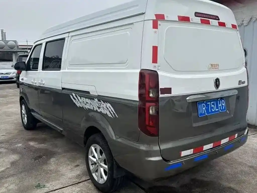 Jinbei Hiace S — миниатюра 6