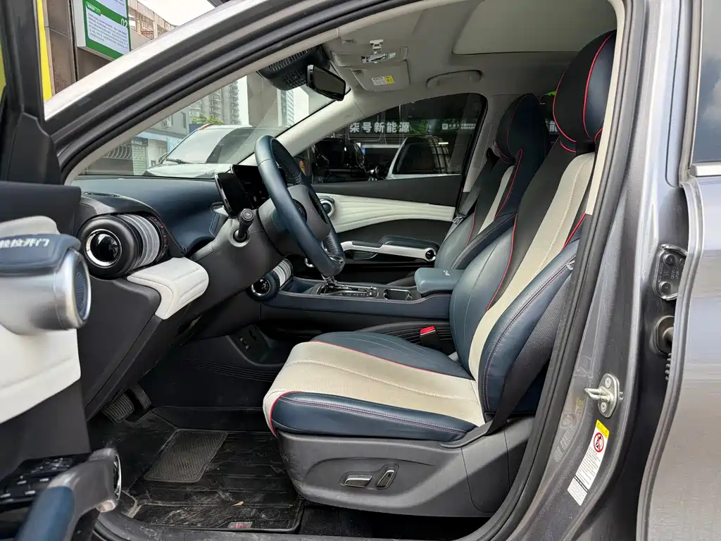 BYD Yuan Plus — миниатюра 3