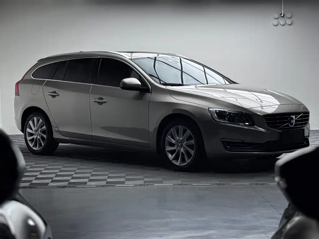 Volvo V60 — миниатюра 3