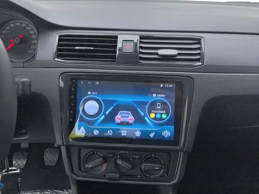 Volkswagen Santana — миниатюра 13