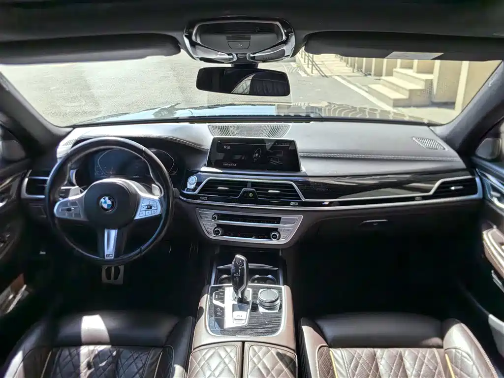 BMW 7 Series 7 2021 740Li Lead M Sport